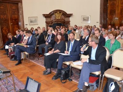 Foto: Austauschtreffen auf der Deutschen Botschaft in Prag - Bild: LandesEcho/tra