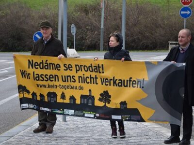 Foto: Prost der Lausitzer im November in Berlin - Bild: LE/tra