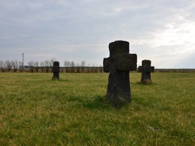 Foto: Denkmal am Massengrab Pohrlitz - Bild: LE/tra