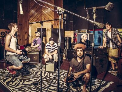 Foto: Sebastian Sturm & Exile Airline im Probenraum - Bild: l.bass.photography