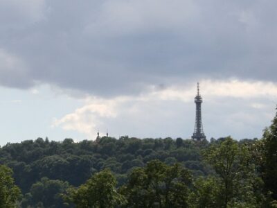 Foto: Aussichtsturm Petřín - Bild: Julia Adam