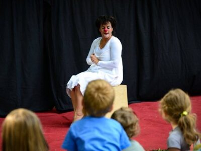 Foto: Clownin Ciboulette in Aktion - Foto: LV/srö