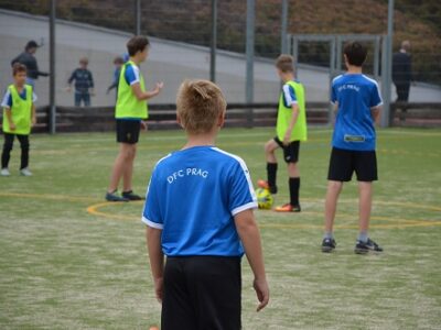 Foto: DFC Jugend beim Schautraining - Bild: LE/tra