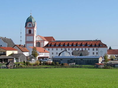 Foto: Kloster Rohr - Bild: Commons/H. Helmlechner