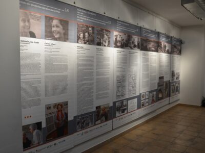 Foto: Ausstellung im Haus der nationalen Minderheiten - Foto: LE/Sebastian Schumann
