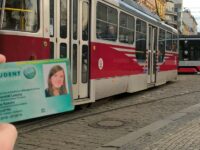 Das "Internationale" endet an den tschechischen Verkehrsbetrieben. Ermäßigungen gibt's nur für die "eigenen" Studierenden. / Foto: Anna Käsche