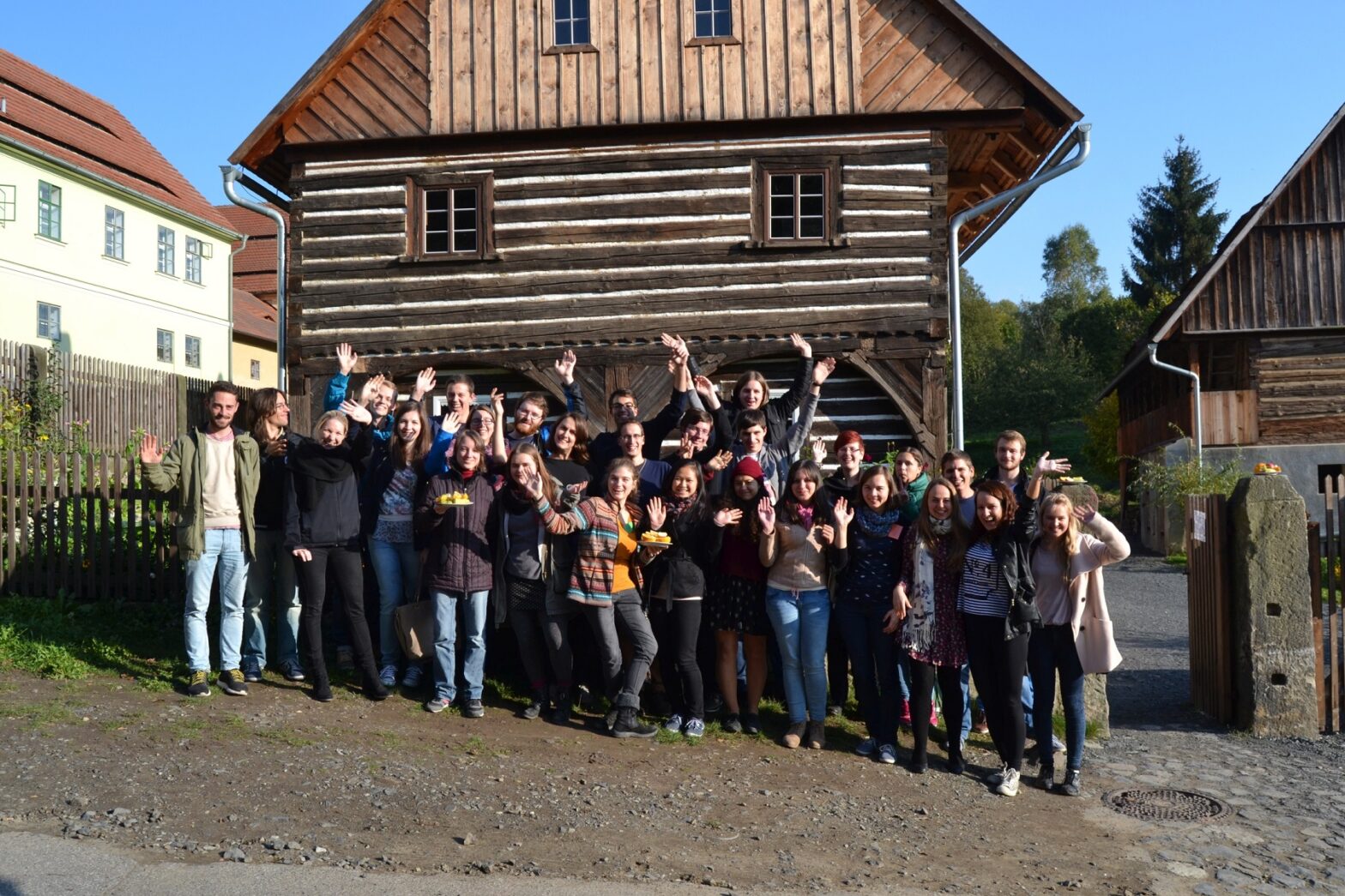 Die Gruppe des deutsch-tschechischen Jugendforums unterwegs - Foto: Deutsch-Tschechisches Jugendforum