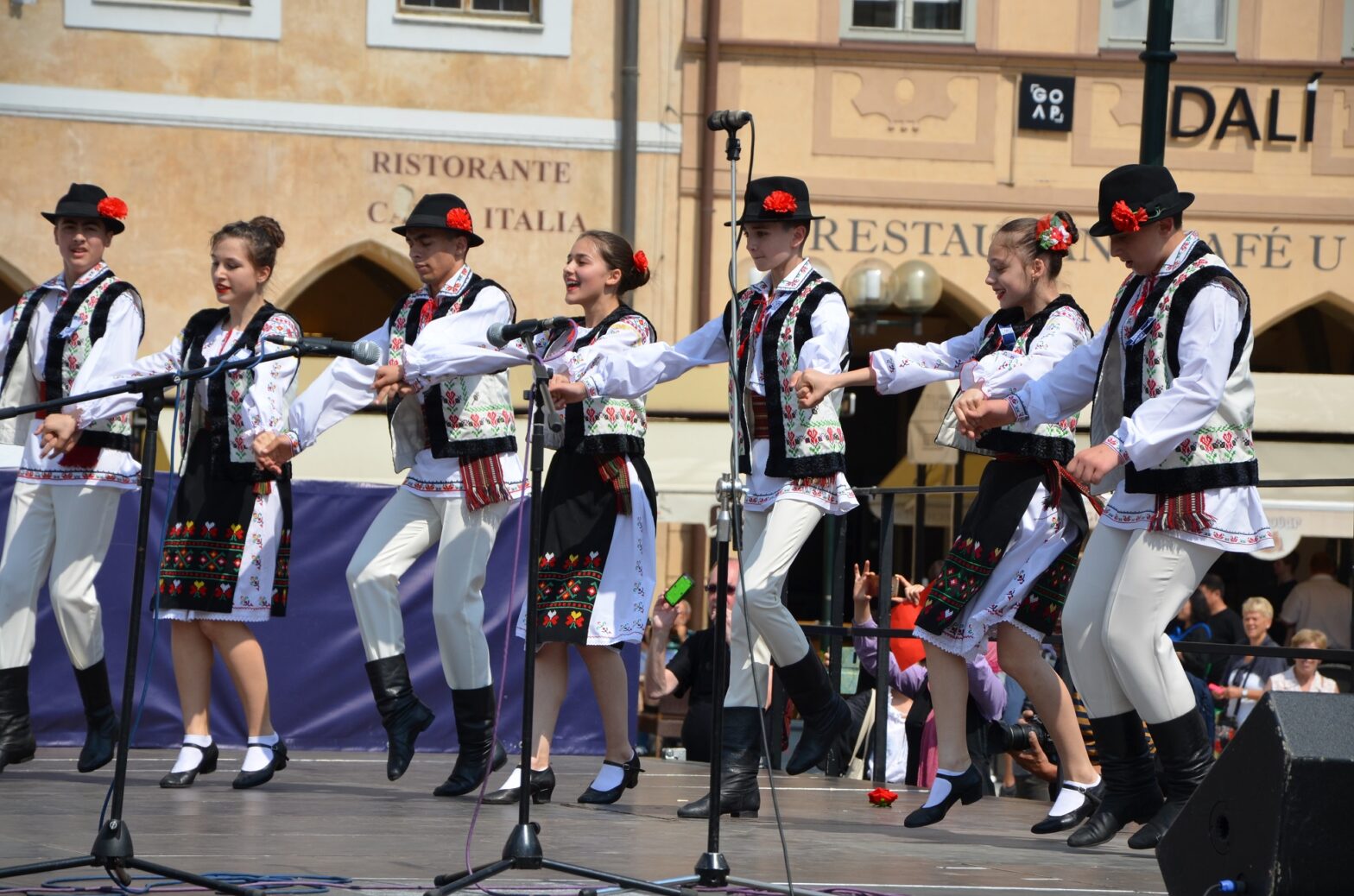 Folklore in Prag - Foto: Tomáš Randýsek