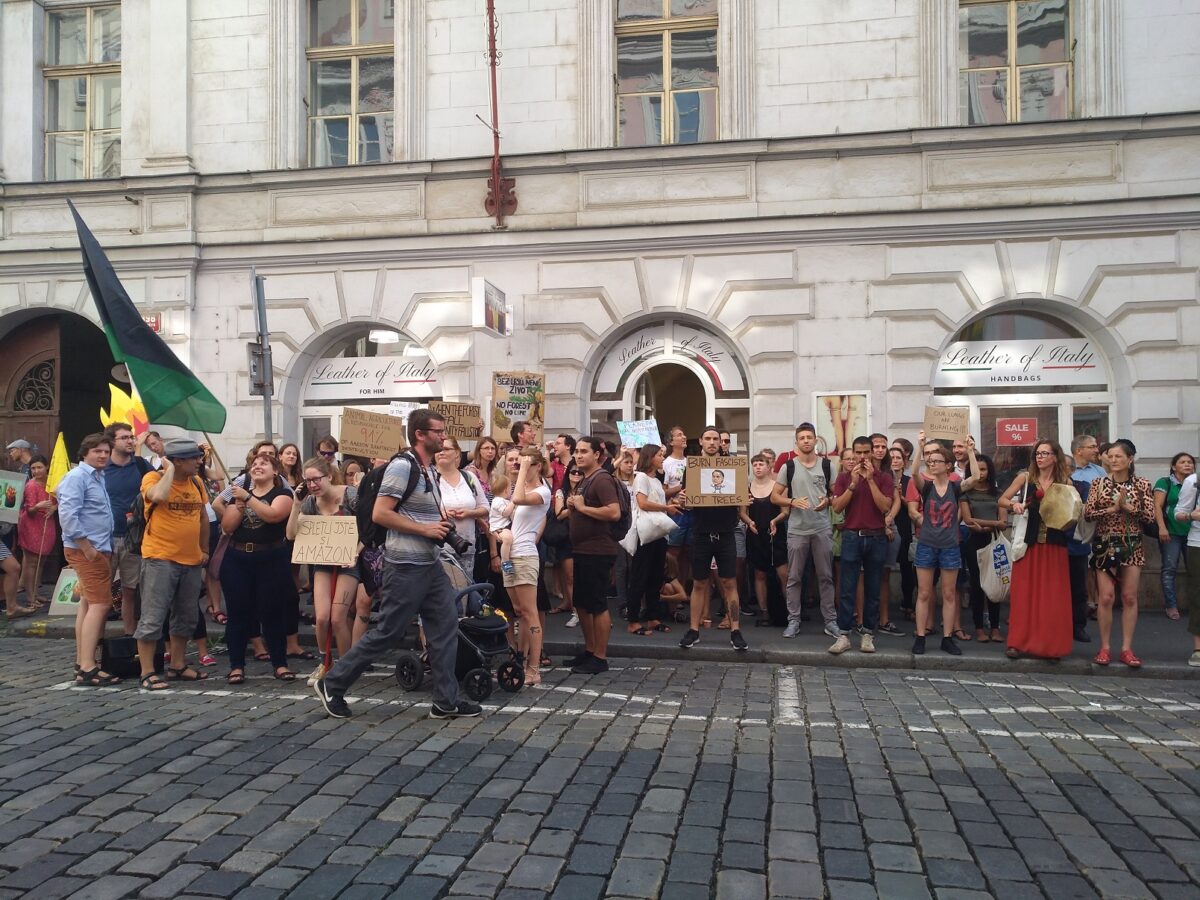 Bürgersteigprotest - Foto:Isabelle Wolf