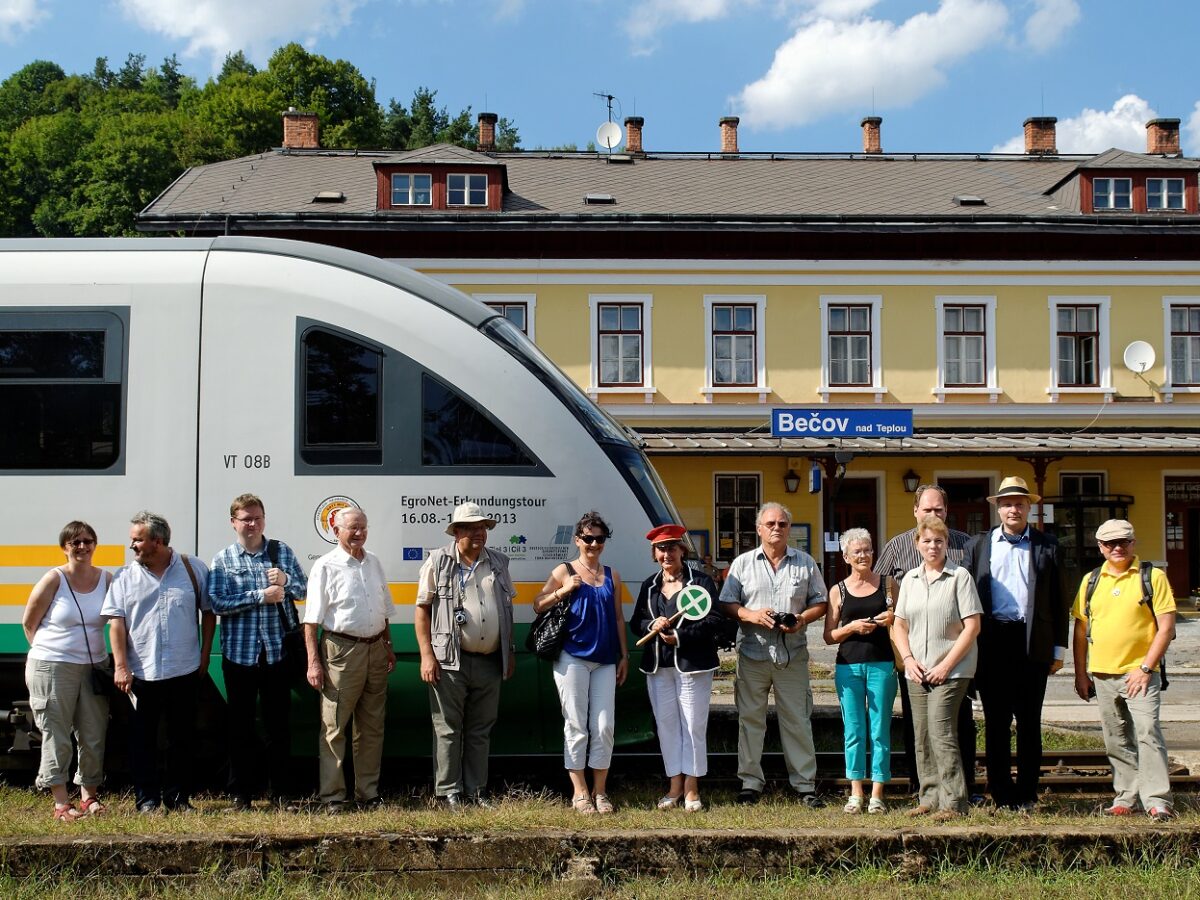 Die dreitägige Schienenkreuzfahrt im August 2013 führte die Teilnehmer durch den Karlsbader Bezirk und u.a. nach Petschau - Foto: Frank Barteld