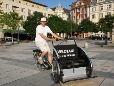 Ivo Schwarz auf der Fahrrad-Rikscha in Ostrau, Foto: Bohemia Troppau