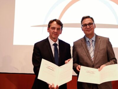 Tomáš Kubíček, Direktor der Mährischen Landesbibliothek in Brünn und Achim Bonte, Direktor der Sächsischen Landesbibliothek – Staats und Universitätsbibliothek Dresden (SLUB) (v.l.n.r.) - Foto: Archiv MZK