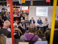 Immer gut besucht: Der tschechische Nationalstand auf der Leipziger Buchmesse, Foto: Felix Abraham