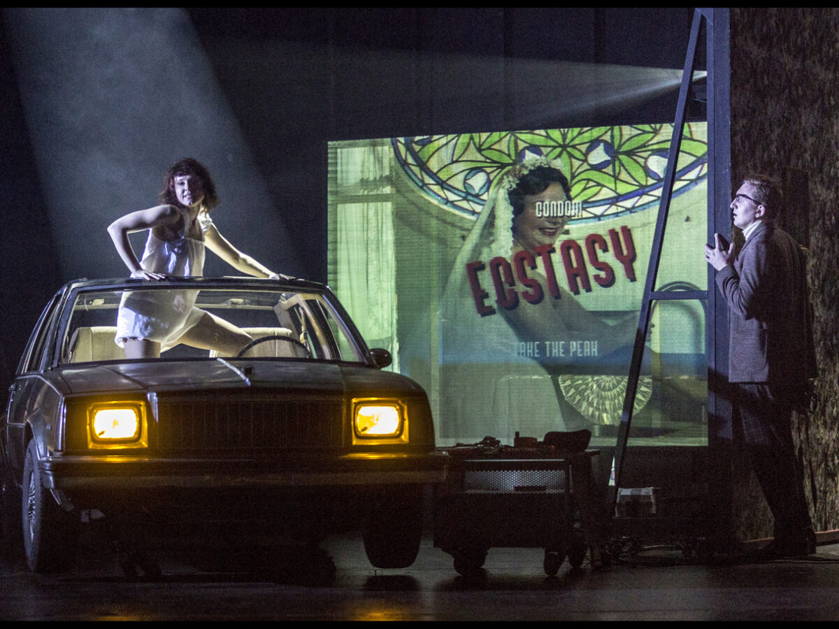 Palageya Kurennaya und Peter Sokolov in "Lolita" - Foto: Patrik Borecký