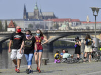 Prag füllt sich wieder mit Leben. Foto: ČTK/Šimánek Vít
