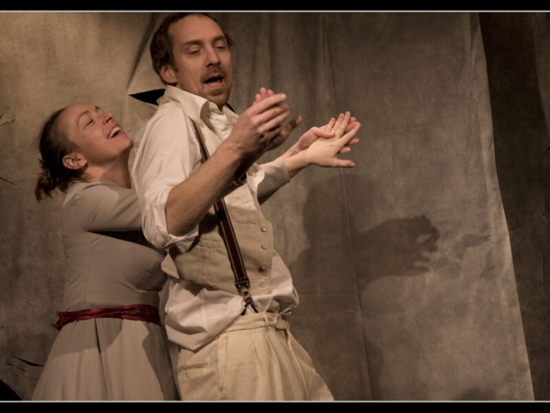 Inszenierungen des Theaters Viola: Neumím jinak než láskou („Ich kann nur Liebe“ nach Božena Němcová) - Foto: Th eater Viola/Viktor Kronbauer