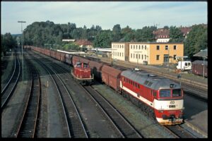 Blick auf den einstigen Grenzkontrollbahnhof Schirnding, als auch noch Tag für Tag Ganzzüge mit böhmischer Braunkohle für das Kraftwerk Arzberg hier ankamen. Foto: Markus Lohneisen