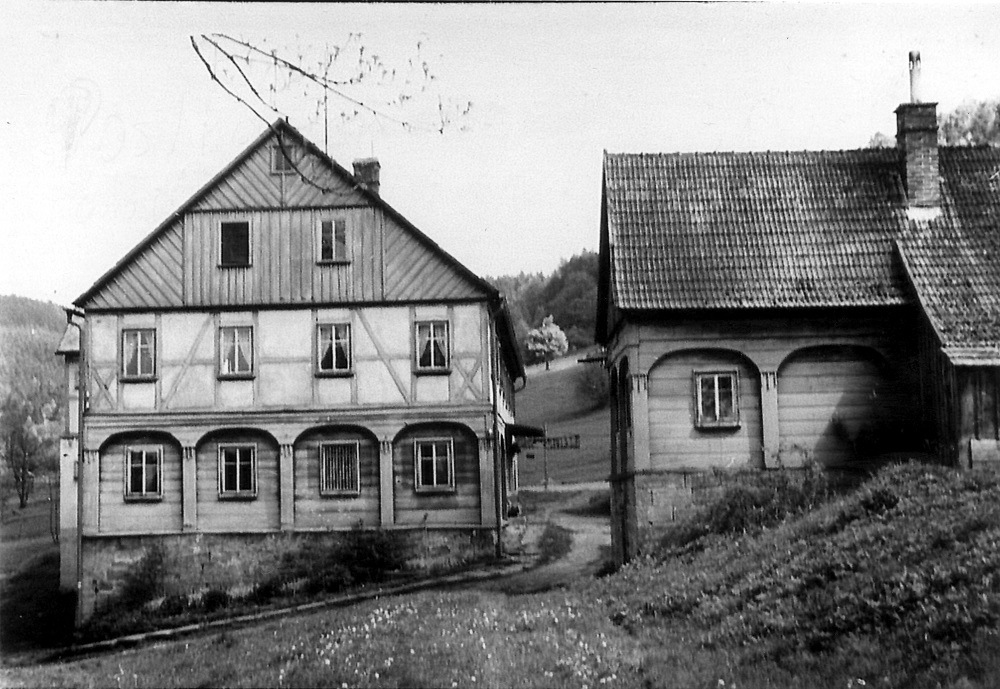 Das ehemalige Gut von Kaltenbach (Studený) auf einer historischen Aufnahme. Foto: R. Heinrich