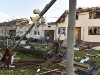 Im Ort Mährisch Neudorf (Moravská Nová Ves) hinterließ ein Tornado schwere Verwüstungen. Foto: ČTK/Šálek Václav