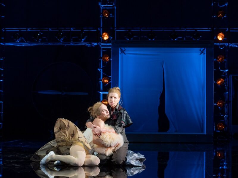 Den Auftakt macht die Inszenierung "Orlando" des Staatstheaters Hannover. Foto: Kerstin Schomburg