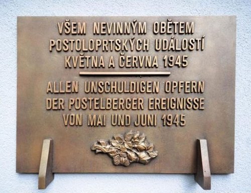Die Gedenktafel in Postelberg (Postoloprty). Foto: Tschirner/Kosová