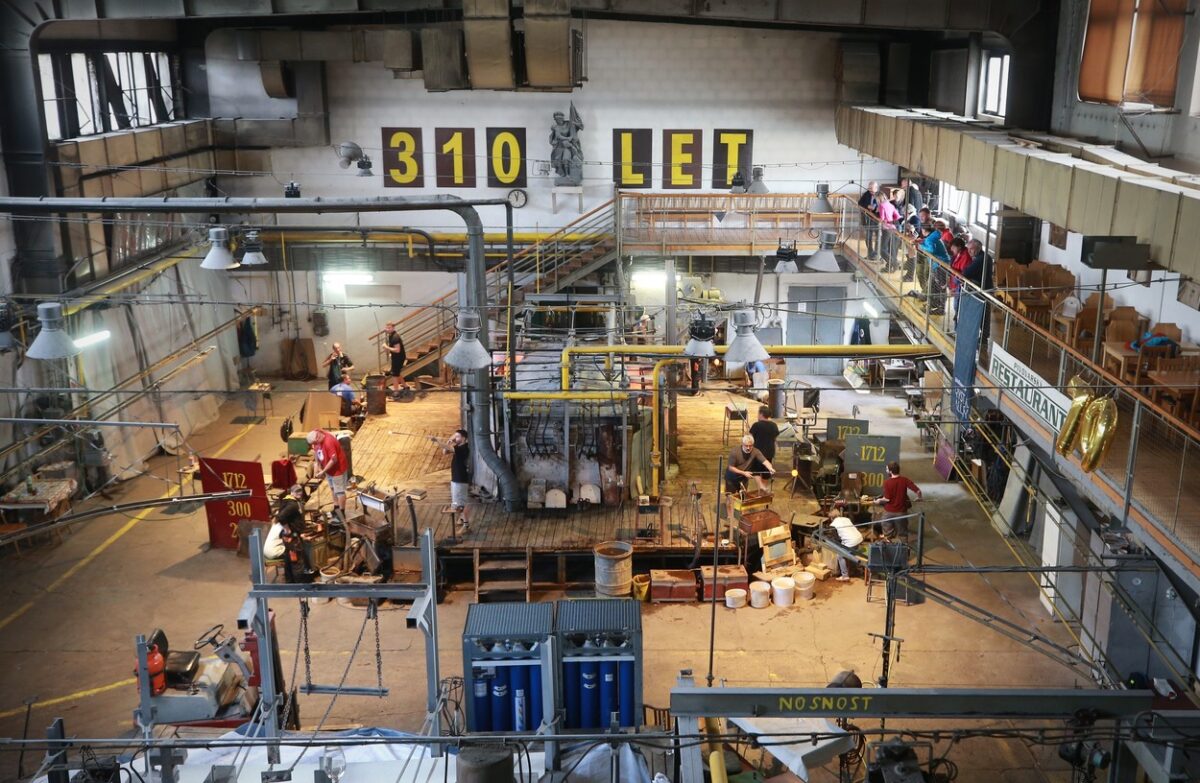 Tschechiens älteste Glashütte in Harrachsdorf hat mit hohen Energiepreisen zu kämpfen. Foto: Profimedia