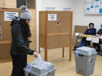 In einem Olmützer Wahllokal während der tschechischen Präsidentschaftswahlen 2023. Foto: Jan Kameníček, 2023 Presidential Elections in Czechia, CC BY-SA 4.0