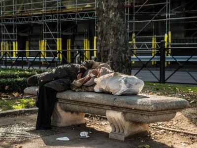 Obdachlosigkeit in Prag – das harte Leben unter freiem Himmel 