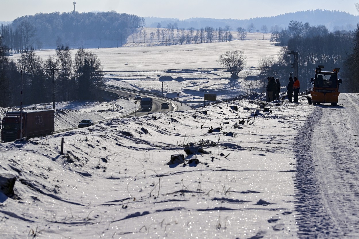 Der Bau des Grenzabschnitts der Autobahn D3, die nach Österreich führen soll, hat begonnen. Foto: ČTK / Pancer Václav