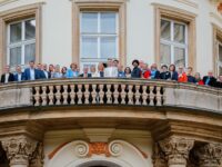 Die Teilnehmer des Treffens in der Deutschen Botschaft Prag. Foto: Jan Hromadko