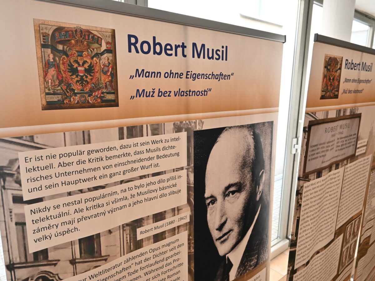 Eine Ausstellung im Prager Haus der nationalen Minderheiten informiert über das Leben und Wirken ausgewählter deutscher Brünner Persönlichkeiten sowie über die deutsche Geschichte der heute zweitgrößten Stadt Tschechiens. Foto: Manuel Rommel