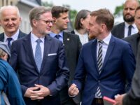 Fiala und Kretschmer warnen vor erstarkendem Populismus