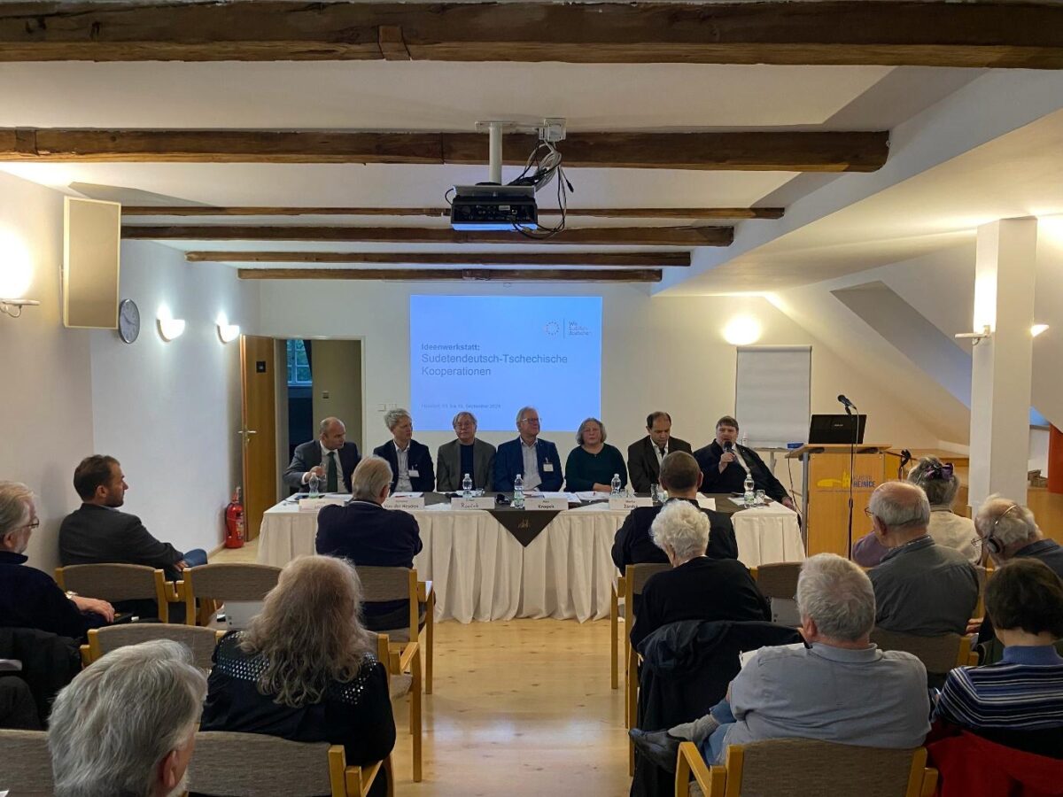 Das erste Panel am Samstagvormittag unter der Leitung von Hans Knapek Foto: Maximilian Schmidt