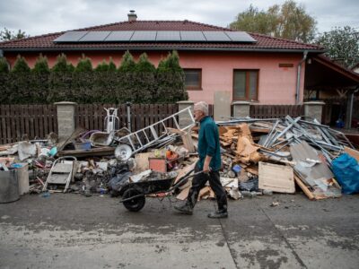 Aufräumarbeiten nach dem verheerenden Hochwasser in Ostrau (Ostrava) Ende September. Foto: ČTK / Pryček Vladimír