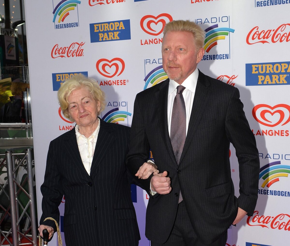 Boris Becker mit seine Mutter Elvira im Jahr 2019 beim Radio Regenbogen Award 2019 - Europapark - Rust. Foto: Famous/Avalon / Avalon / Profimedia