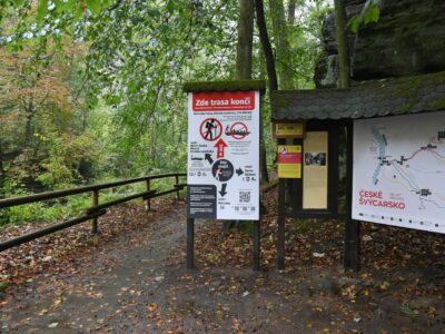 Seit dem Waldbrand in der Böhmischen und Sächsischen Schweiz ist die Edmundsklamm bei Herrnskretschen (Hřensko) gesperrt. Bis voraussichtlich 2027 soll das auch noch so bleiben. Foto: ČTK / Hájek Ondřej