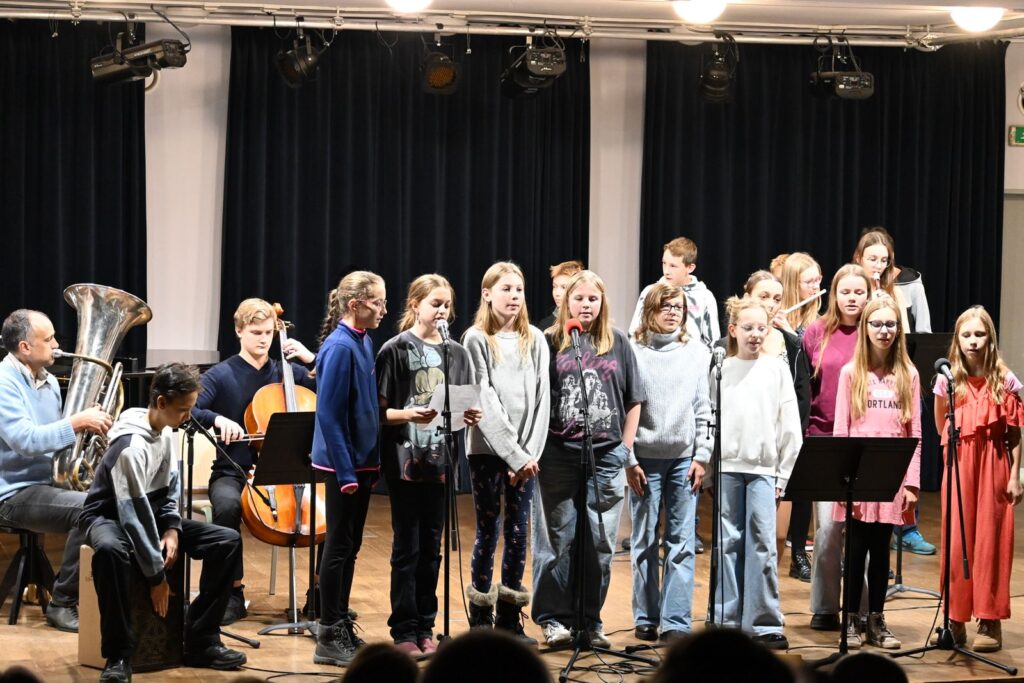 Das Weihnachtskonzert am Thomas Mann Gymnasium. Foto: Tim Dantes