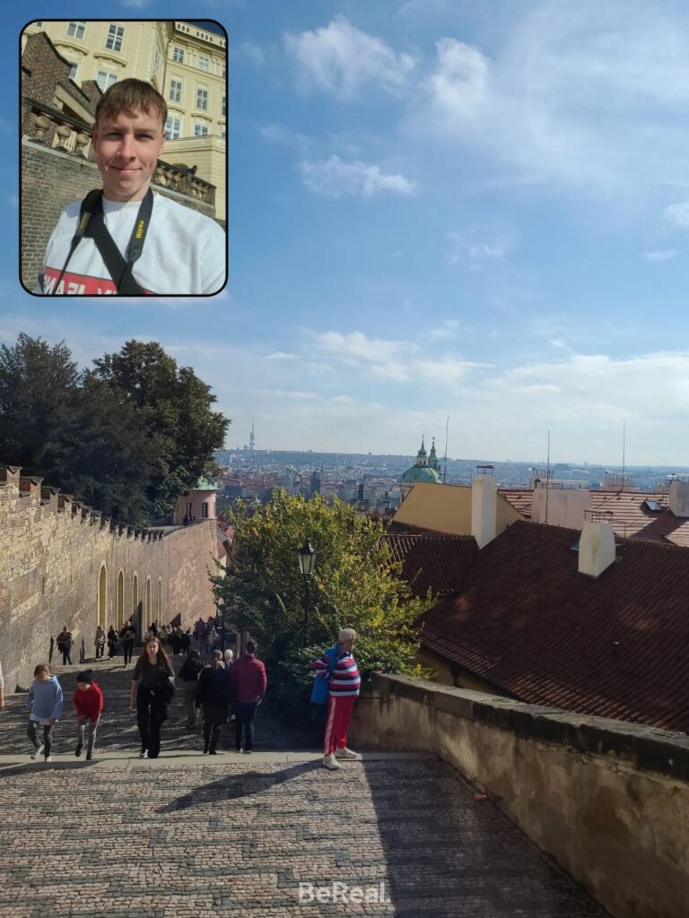 Landesblogger Hendrik auf Spurensuche nach Verbindungen zwischen Magdeburg und Prag. Foto: Hendrik Heidrich