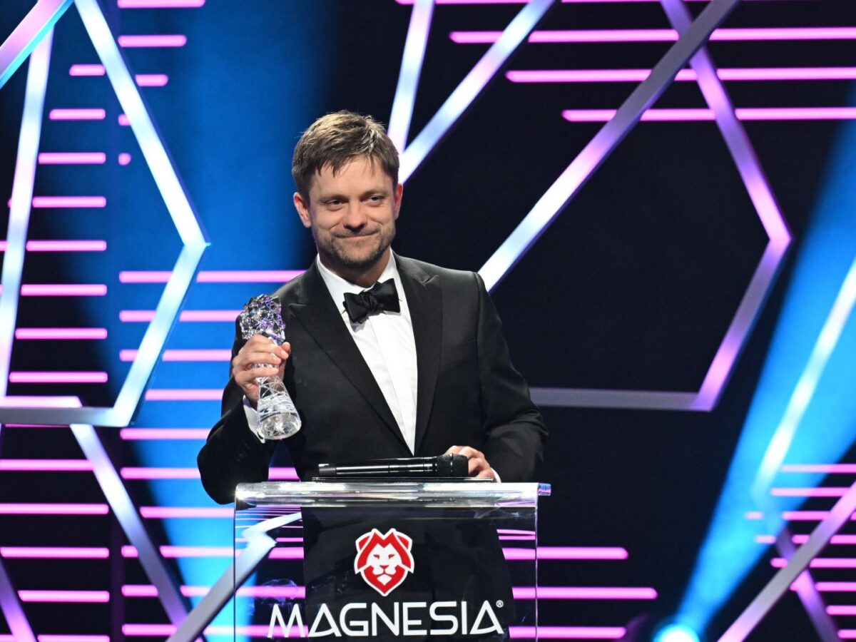 Bei den Czech Lion Awards 2025 gewann Regisseur Jiří Mádl einen Böhmischen Löwen für das beste Drehbuch.