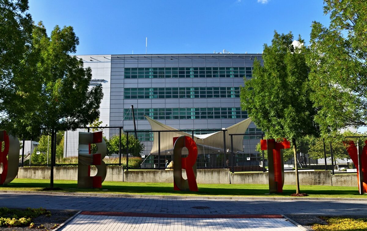 Das Gebäude von Radio Free Europe/ Radio Liberty in Prag. Foto: VitVit, Hagibor Rádio SE 2, CC BY-SA 4.0