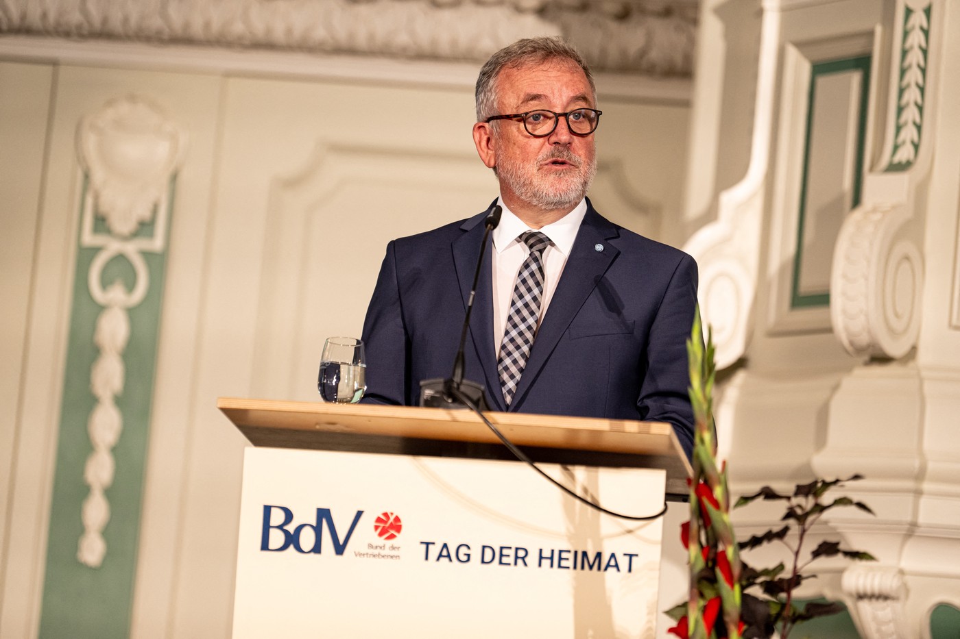 Dr. Bernd B. Fabritius ist seit 2014 Präsident des Bunds der Vertriebenen. Foto: Fabian Sommer / DPA / dpa Picture-Alliance via AFP / Profimedia