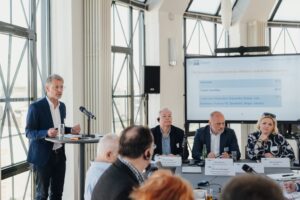 Am 29. April wurden die die Ergebnisse der Konjunkturumfrage in der Kuppel der Deutsch-Tschechischen Industrie- und Handelskammer vorgestellt.