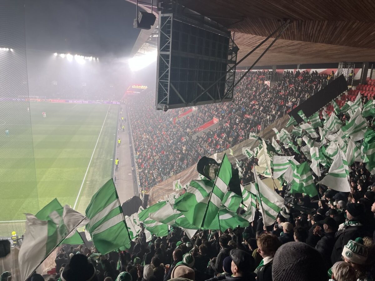Im Klokani-Gästeblock bei Slavia Prag. Foto: Egbert Pietsch