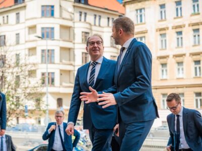 Deutscher Innenminister Dobrindt zu Besuch in Prag