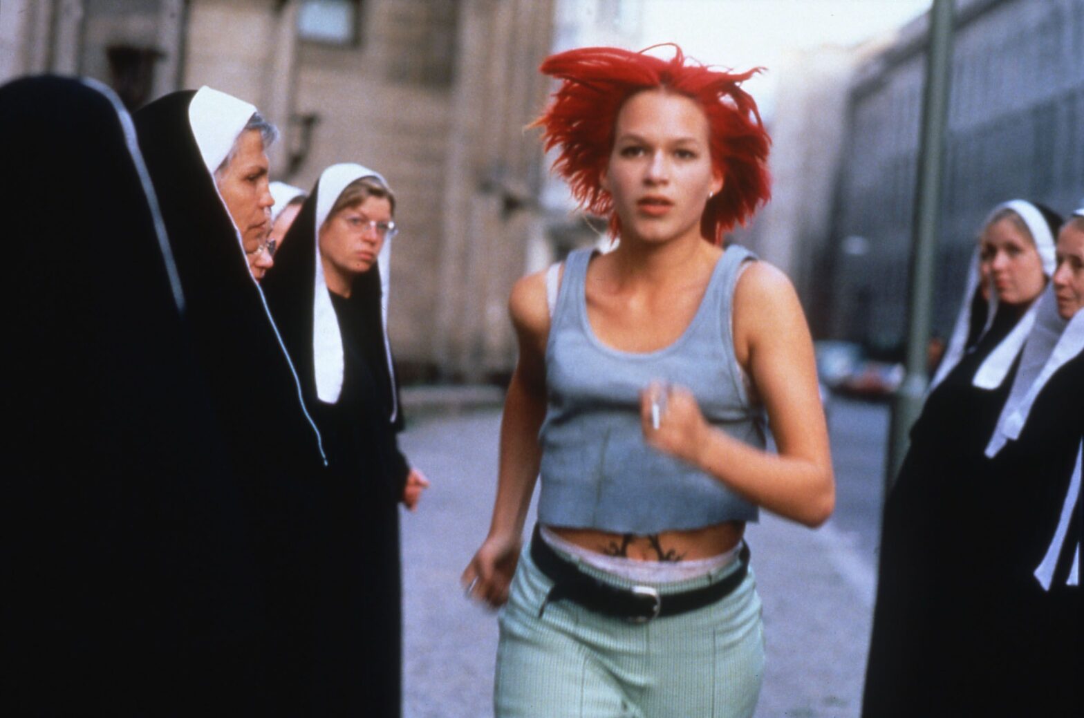 Im Rahmen von DAS SOMMERKINO wird in diesem Jahr auch „Lola rennt“ gezeigt.