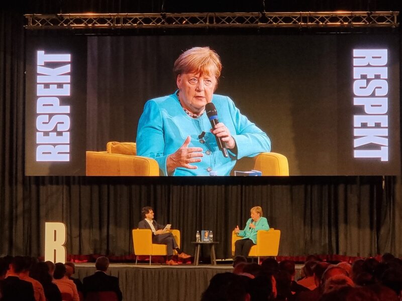 Angela Merkel begeistert Publikum in Prag