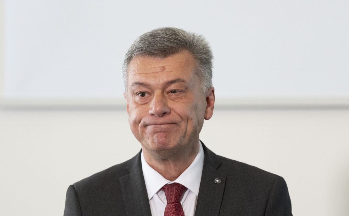 Bitcoin-Affäre: Weil er die Bitcoin-Spende eines Drogen-Kriminellen angenommen hat, ist Tschechiens Justizminister Pavel Blažek (ODS) am vergangenen Freitag zurückgetreten. Foto: LADISLAV KŘIVAN / MFDNES + LN / Profimedia