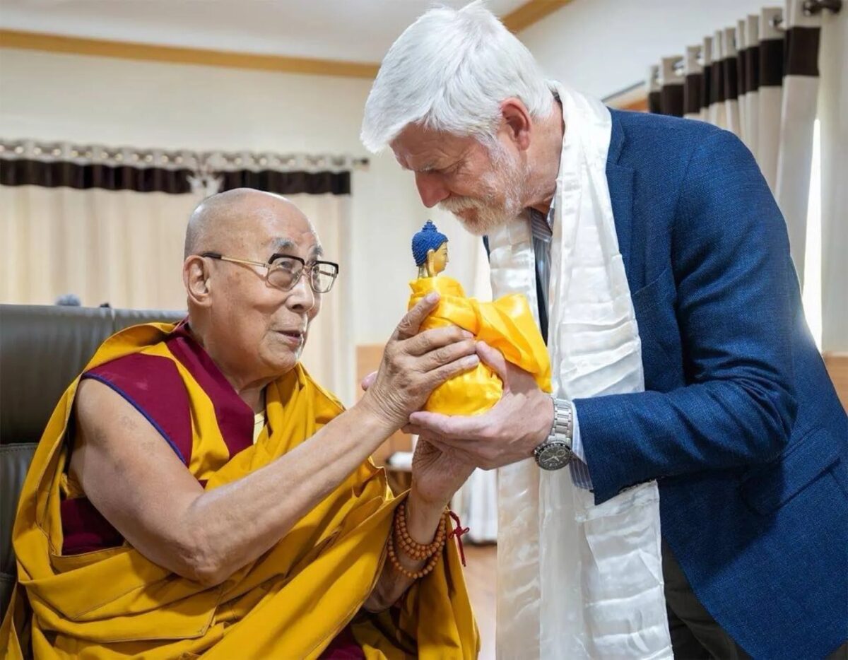 Tschechiens Präsident Petr Pavel gratulierte dem Dalai Lama Ende Juli zu dessen 90. Geburtstag.