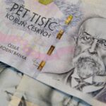 22.400 Kronen (etwa 912 Euro) beträgt der Mindstlohn ab Januar 2026 in Tschechien.