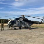 Einer von drei Kampfhubschraubern, die Tschechien, die seit Montag die Verteidigung der NATO-Ostflanke im Osten Polens unterstützen.